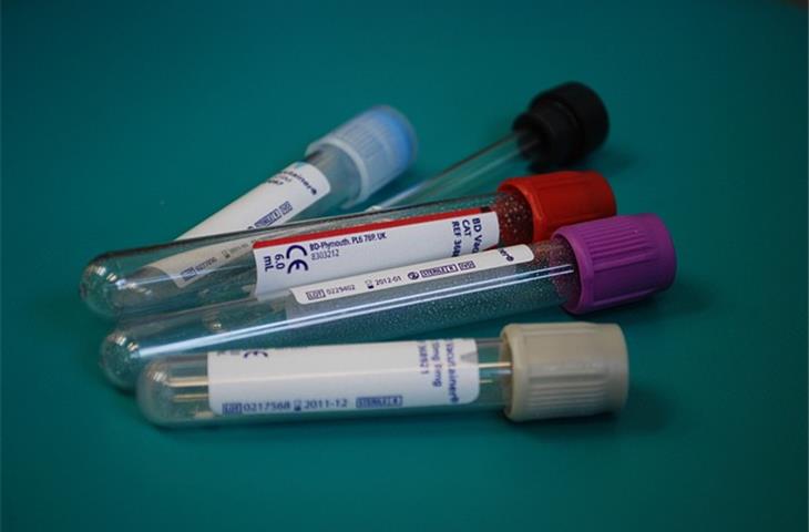 Medical injection needle and tube test series