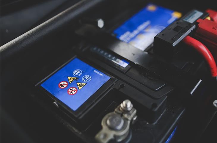 Battery water immersion test chamber